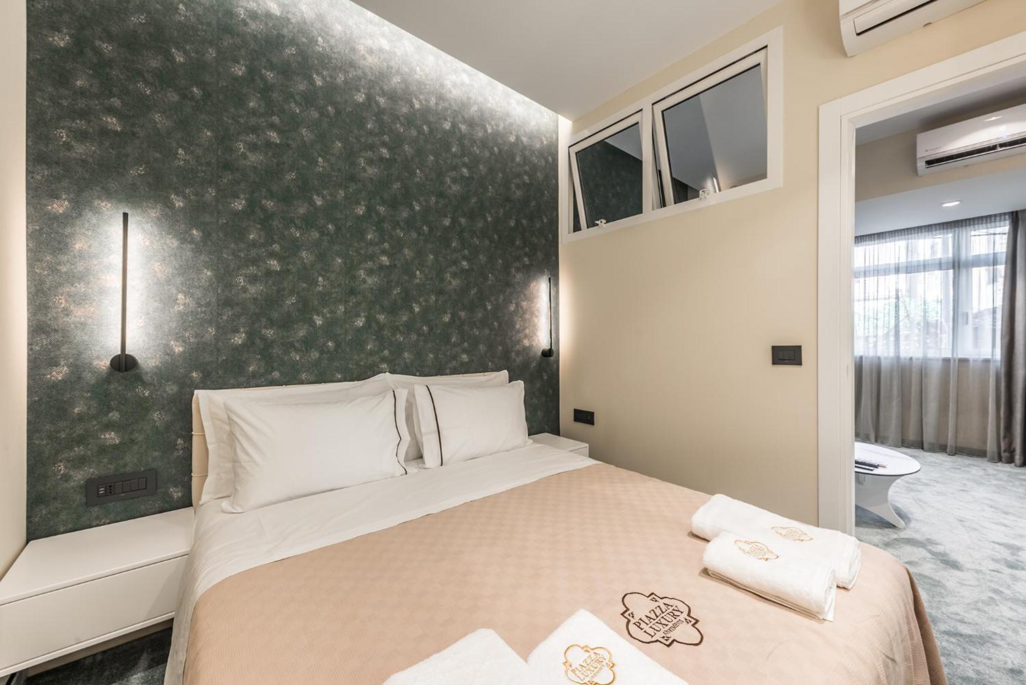 Piazza Luxury Apartments Tirana Exteriör bild