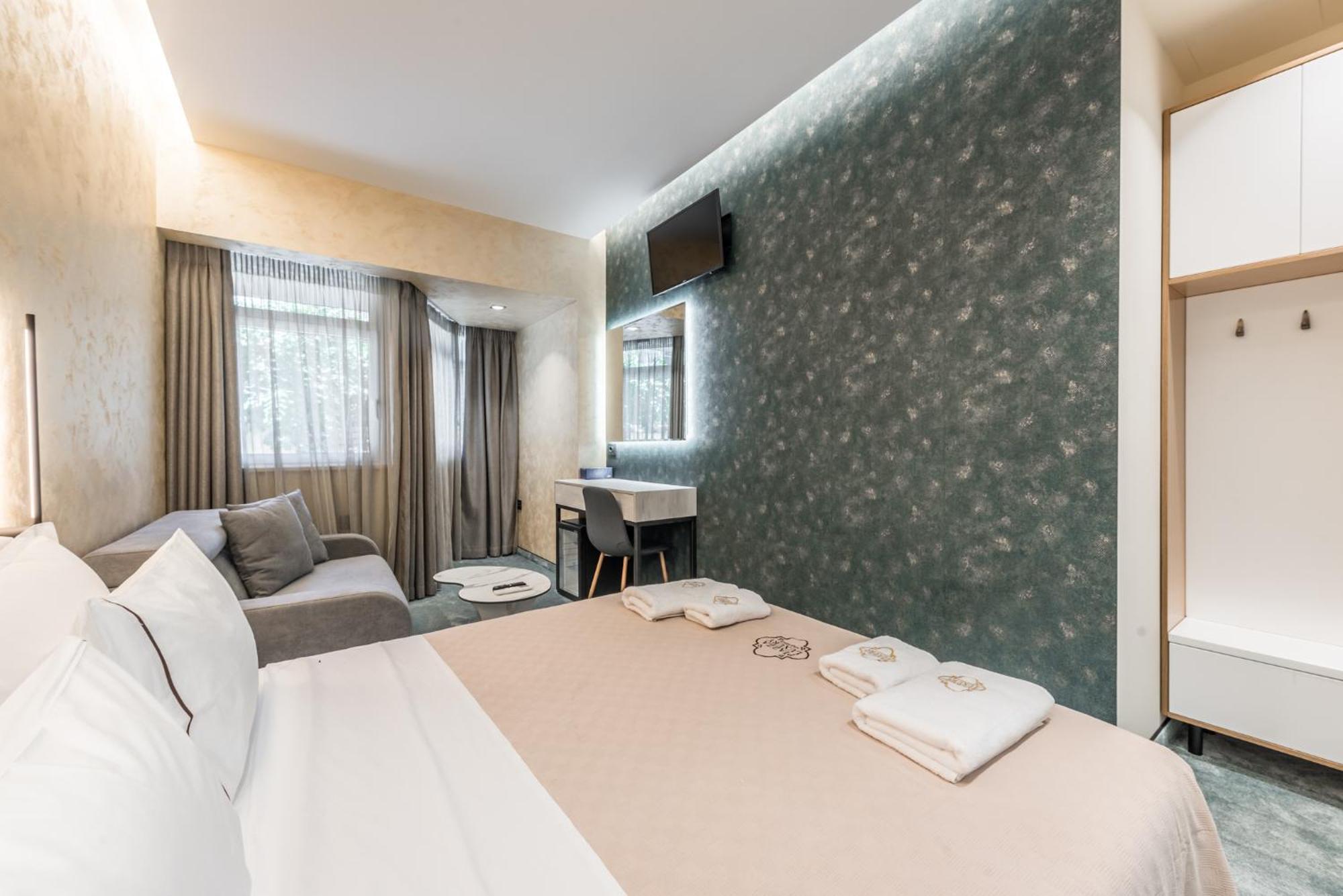 Piazza Luxury Apartments Tirana Exteriör bild