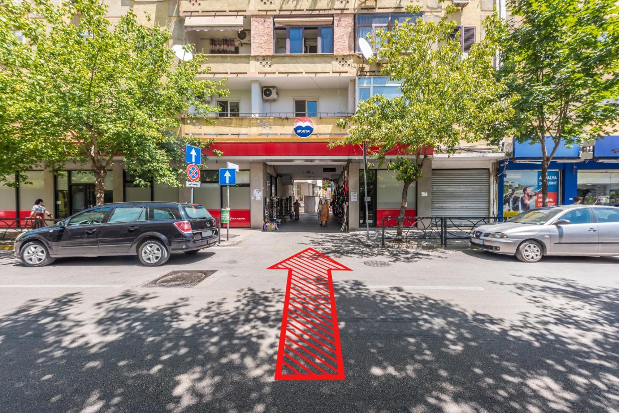 Piazza Luxury Apartments Tirana Exteriör bild